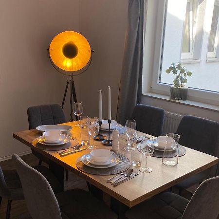Im Zentrum, Modernes City Apartment Würzburg Zewnętrze zdjęcie