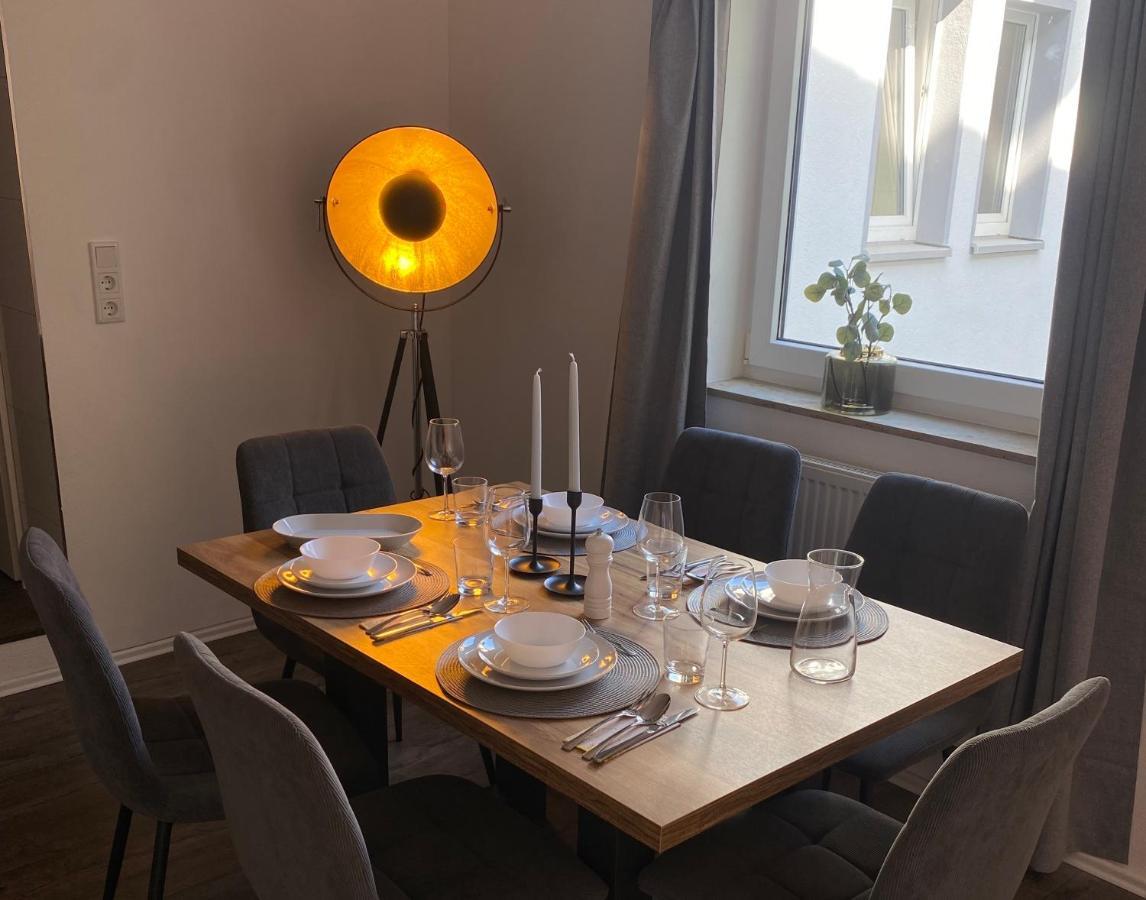 Im Zentrum, Modernes City Apartment Würzburg Zewnętrze zdjęcie