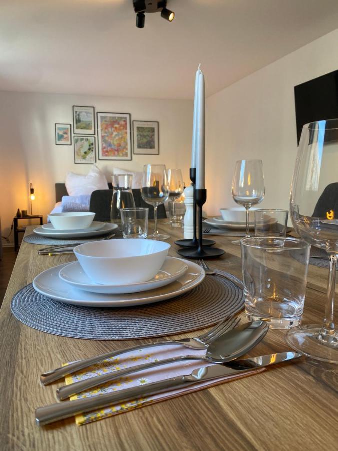 Im Zentrum, Modernes City Apartment Würzburg Zewnętrze zdjęcie